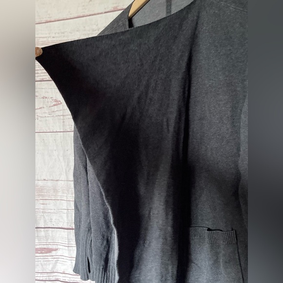 Lululemon Still Lotus Wrap Heathered Black - Picture 3 of 5